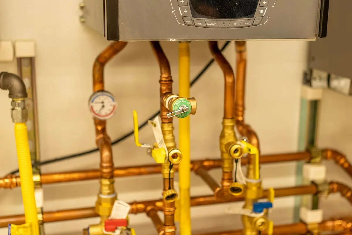 Licensed technician providing Emergency Plumbing for a homeowner in Franklin Farm